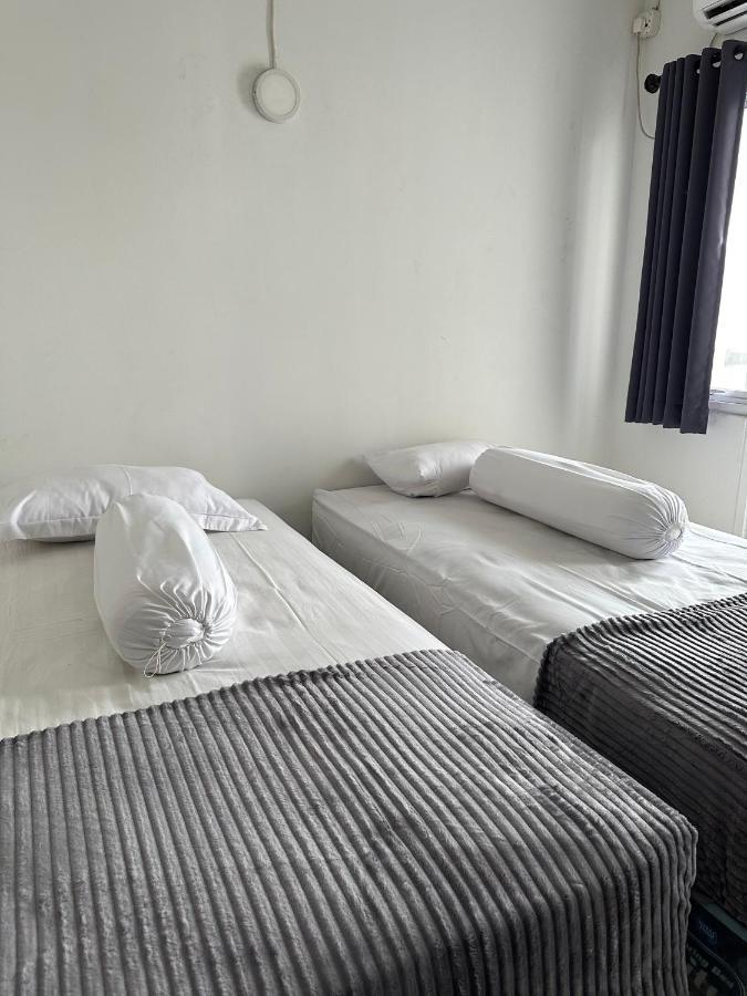 Apartment Grand Sentraland Karawang Manage By Laguna Room Kültér fotó